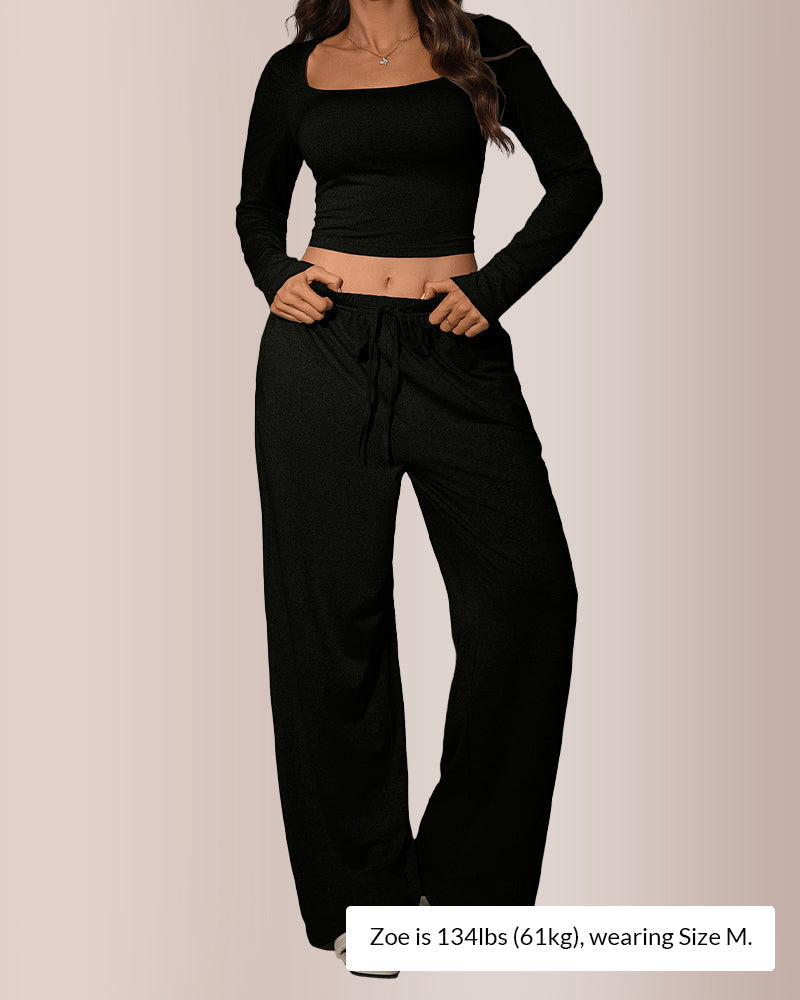 Completo con top corto e pantaloni a gamba larga