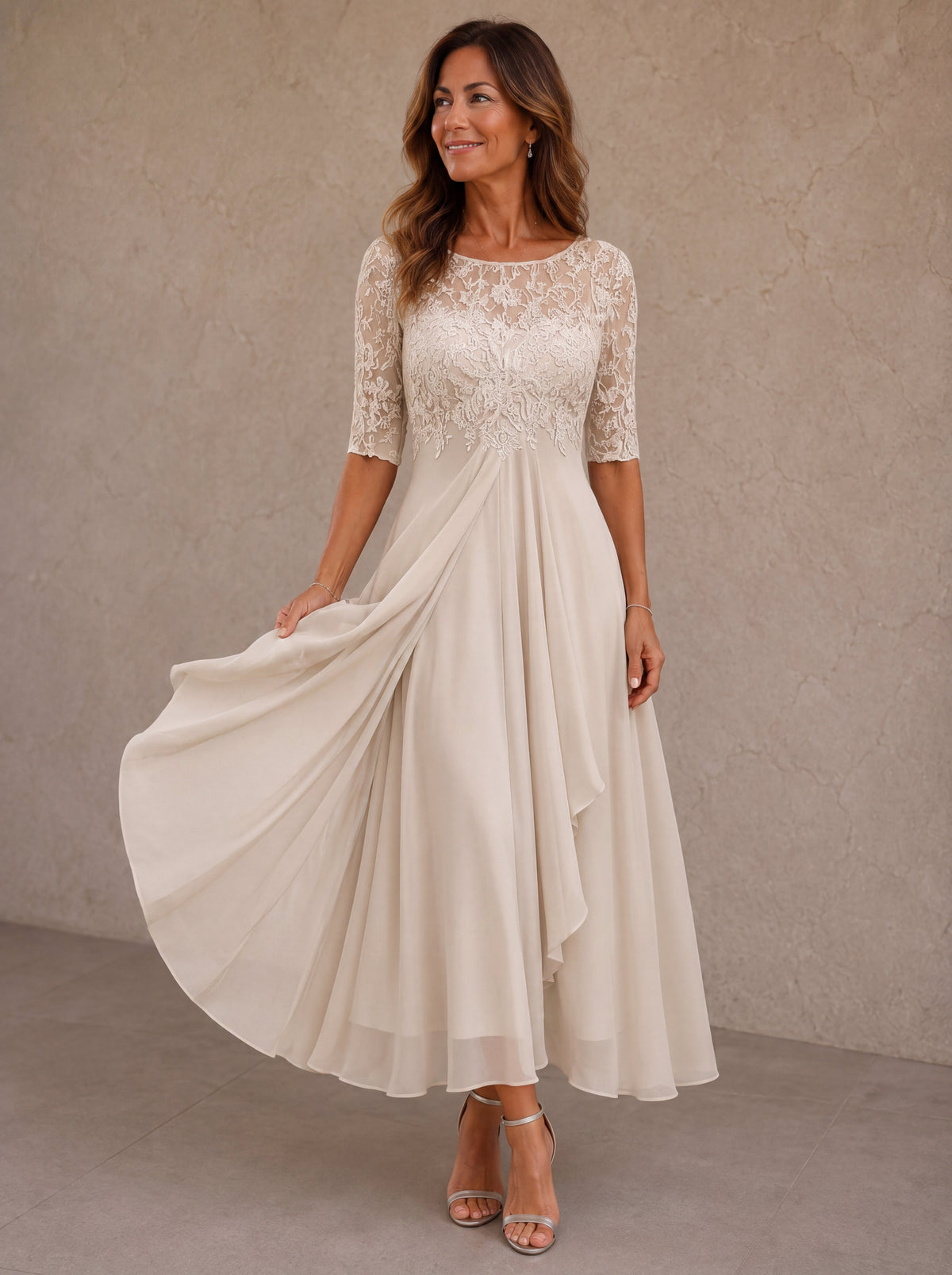 REAL | Abito Lungo in Pizzo e Chiffon