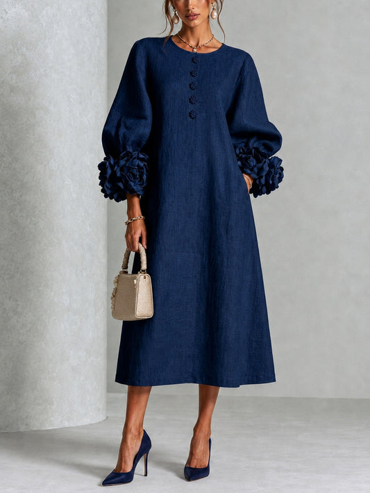 Abito midi blu navy con bottoni e maniche con stampa floreale stravagante