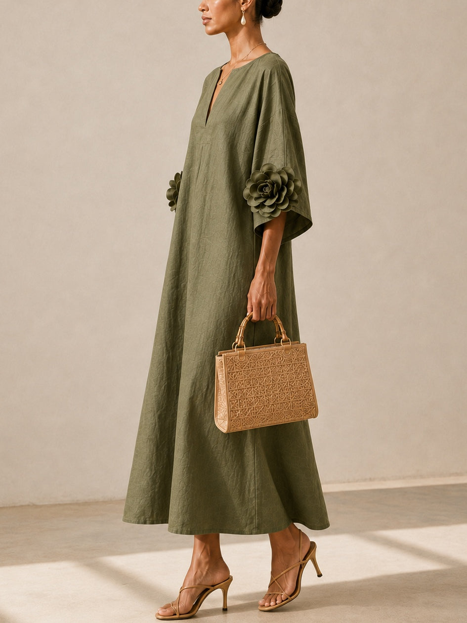 Abito midi verde oliva con scollo a V e maniche con stampa floreale stravagante