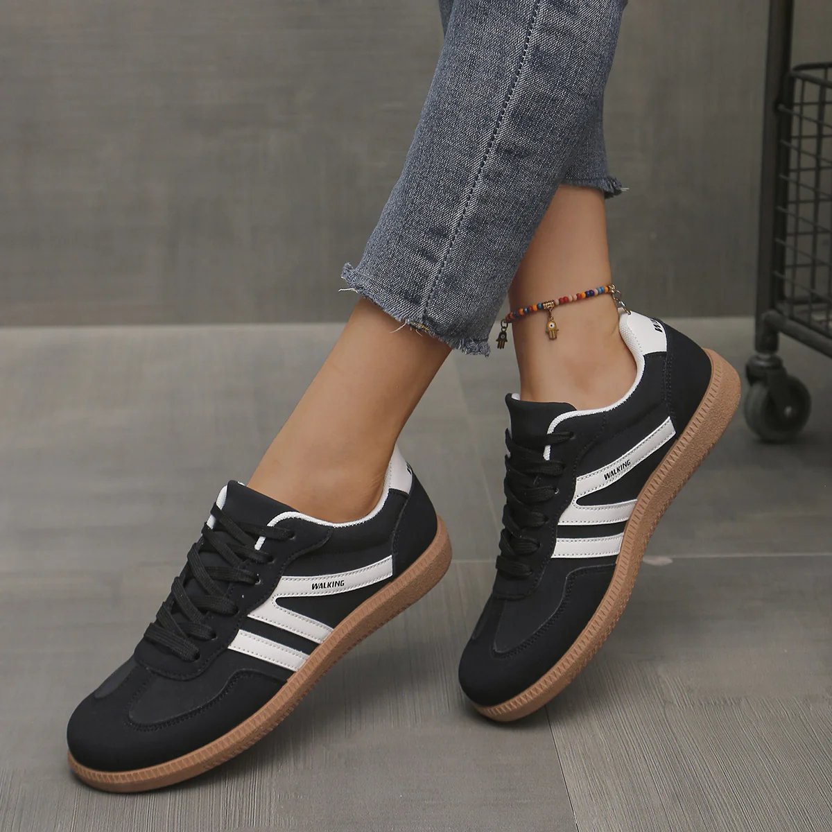 REAL | Sneakers ortopediche in edizione limitata